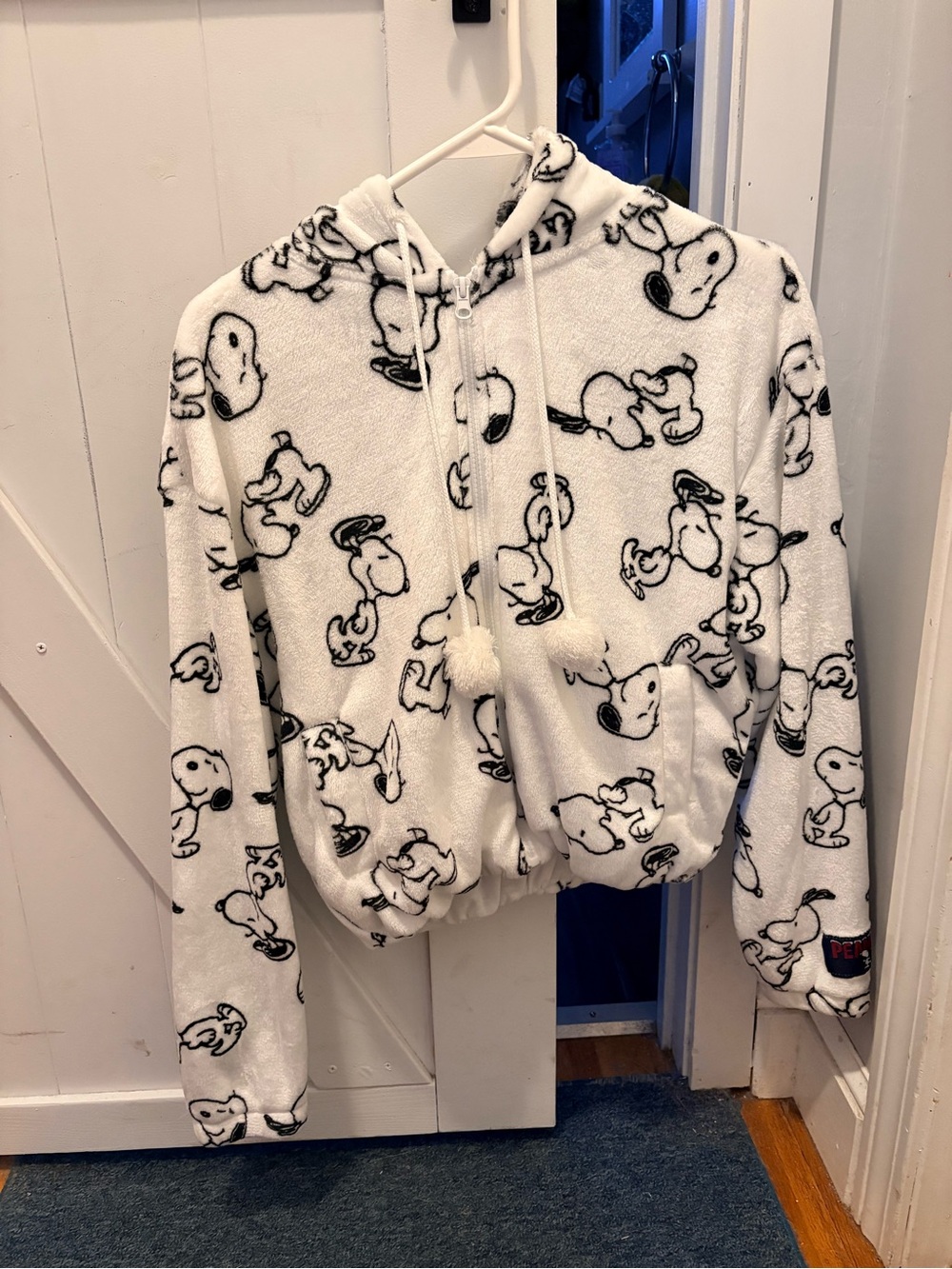 White Snoopy Print Cozy Hooded Zip Sweatshirt